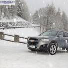 Chevrolet Captiva 2013 в снегу