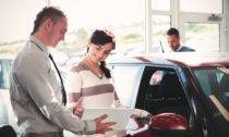 Как покупать автомобиль в автосалоне