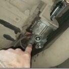 Как поменять главный цилиндр сцепления на камазе Как поменять главный цилиндр сцепления на камазе